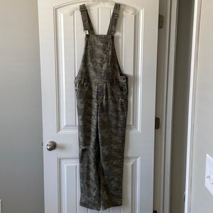 Women’s Camo Overalls